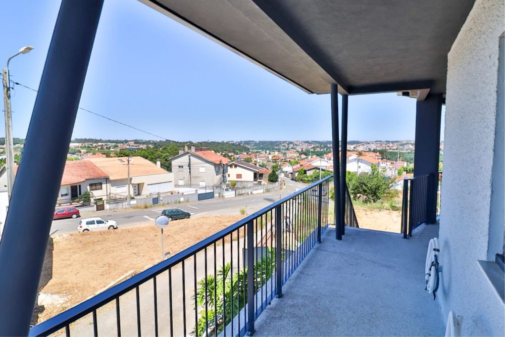 Moradia T4 + 1 para venda com possibilidade de arrendamento a 36 meses