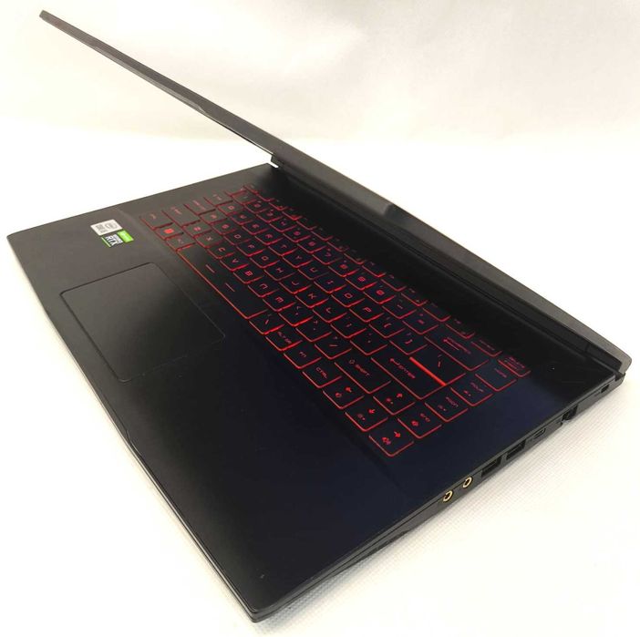 Laptop GAMINGOWY MSI 15,6" 144Hz Core i5 16GB 512GB SSD RTX 3050 4GB