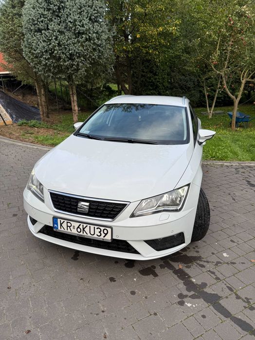Seat Leon 1.5 ECOTSI 2019r. 131 KM. Salon Polska
