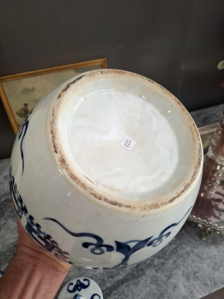 Pote Oriental em Porcelana - Estilo Chinês
Azul e Branco