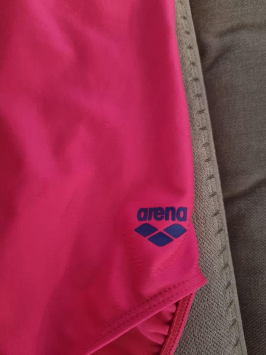 Strój kąpielowy Arena dla dziewczynki rozmiar 110/116