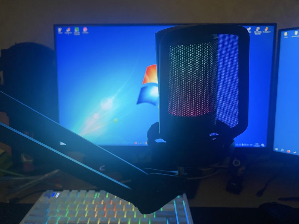 Микрофон Fifine A6V