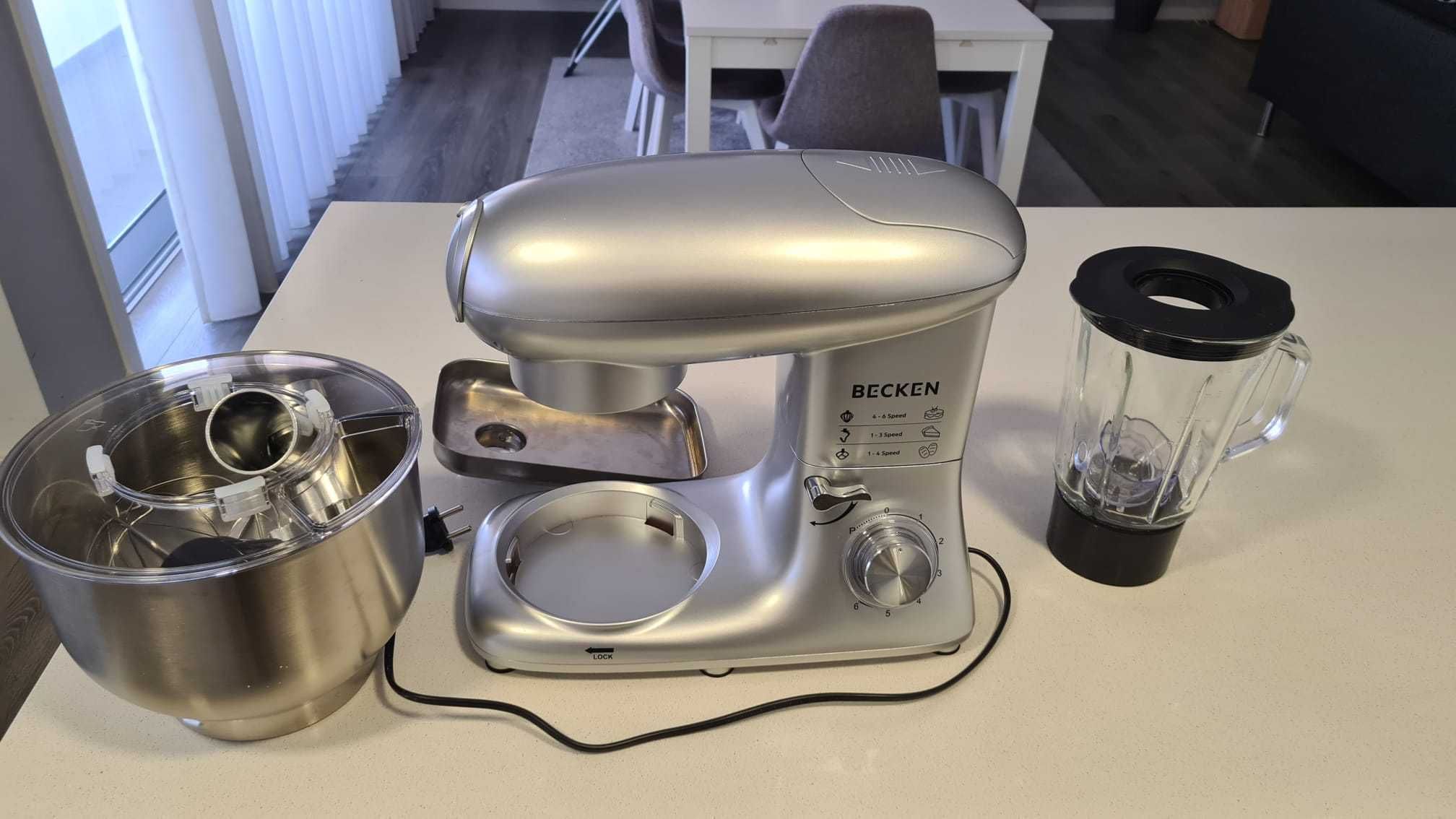 Robô de Cozinha BECKEN BKM4570 (6 L - 1400 W - 6 acessórios)