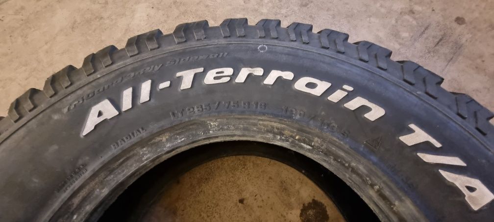 bfgoodrich all terrain  A/T  265/75//16