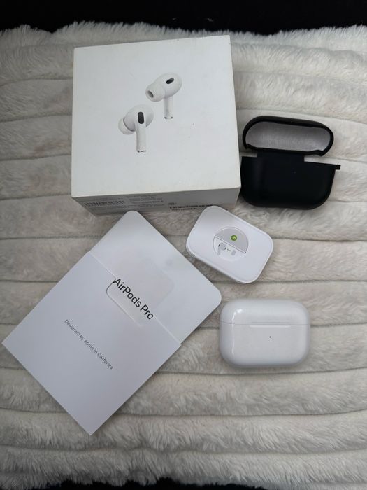 Бездротові навушники Apple AirPods Pro 2nd Gen witch USB - C