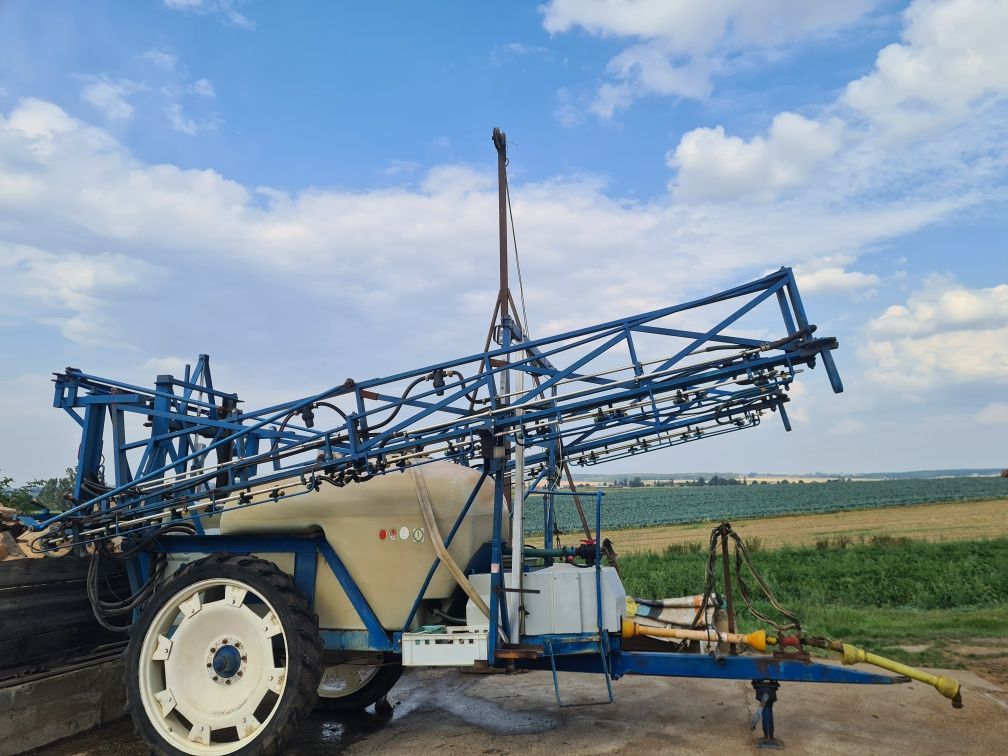 Opryskiwacz Tecnoma 24m. Własna hydraulika. Rozwadniacz.