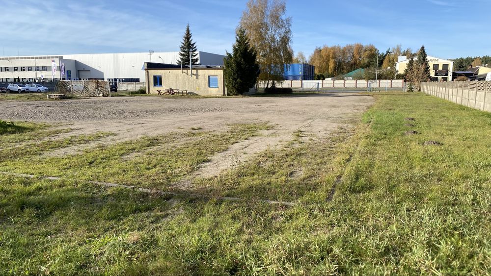Wynajmę teren w Budzyniu , idealny pod hurtownię , komis , parking