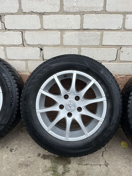 Комплект дисків з резиною r15