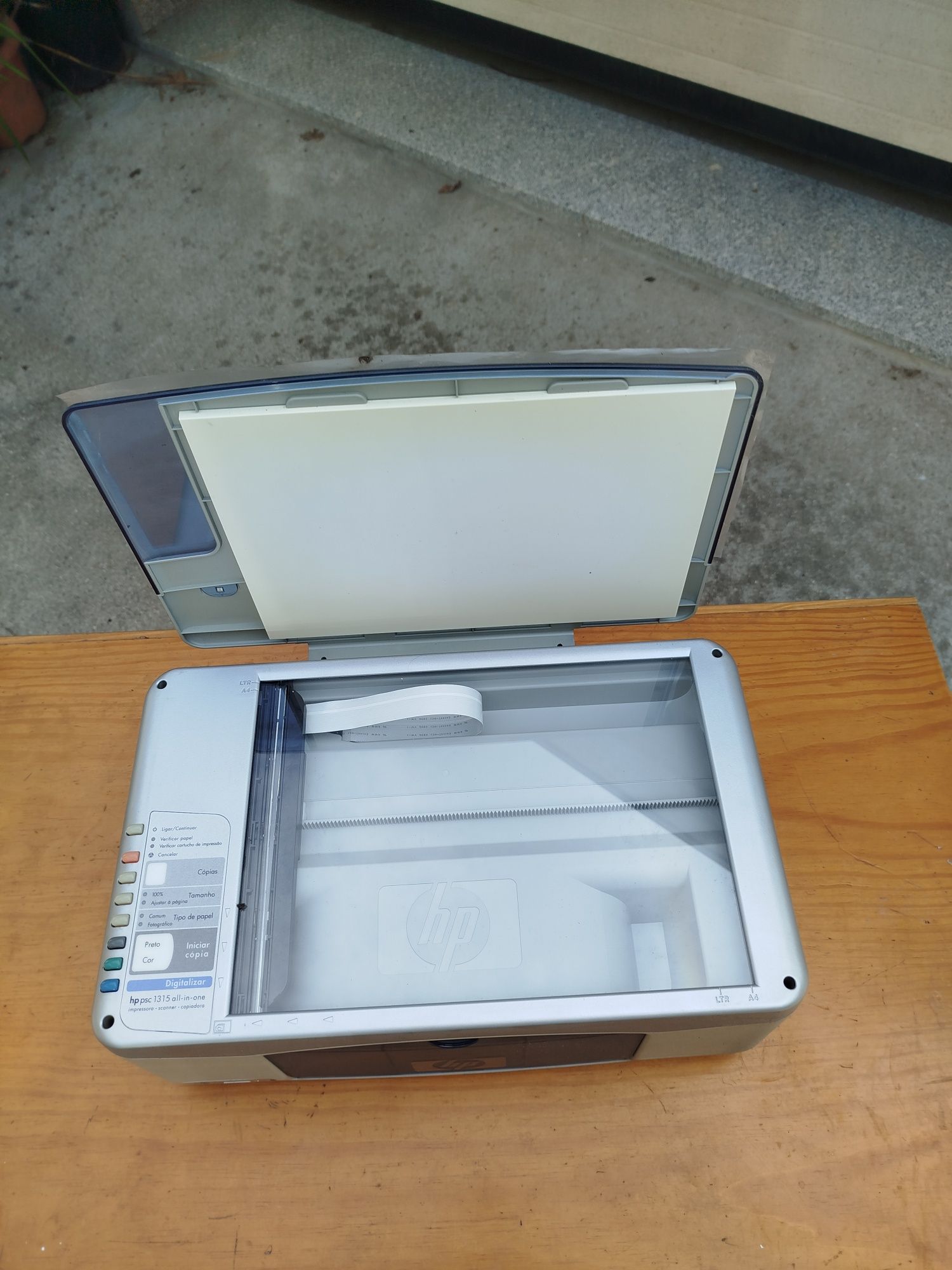 Vendo impressora DeskJet Plus 4120
