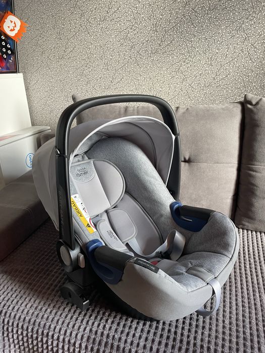 Автокрісло Britax Römer BABY-SAFE3 i-SIZE