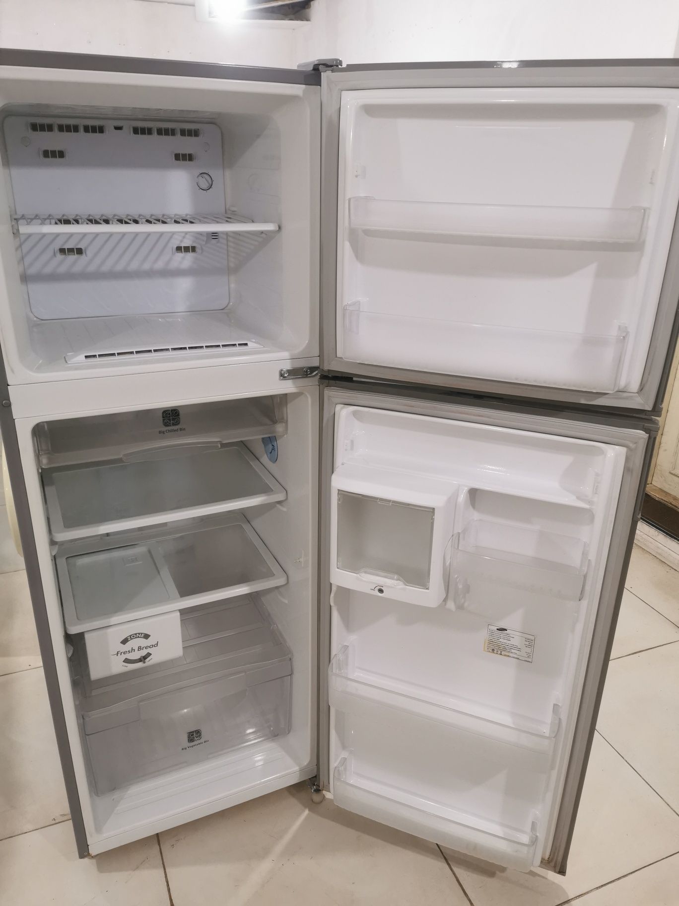 Холодильник Samsung No Frost.