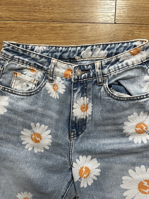 Nowe damskie jeansy w kwiaty rozmiar XS