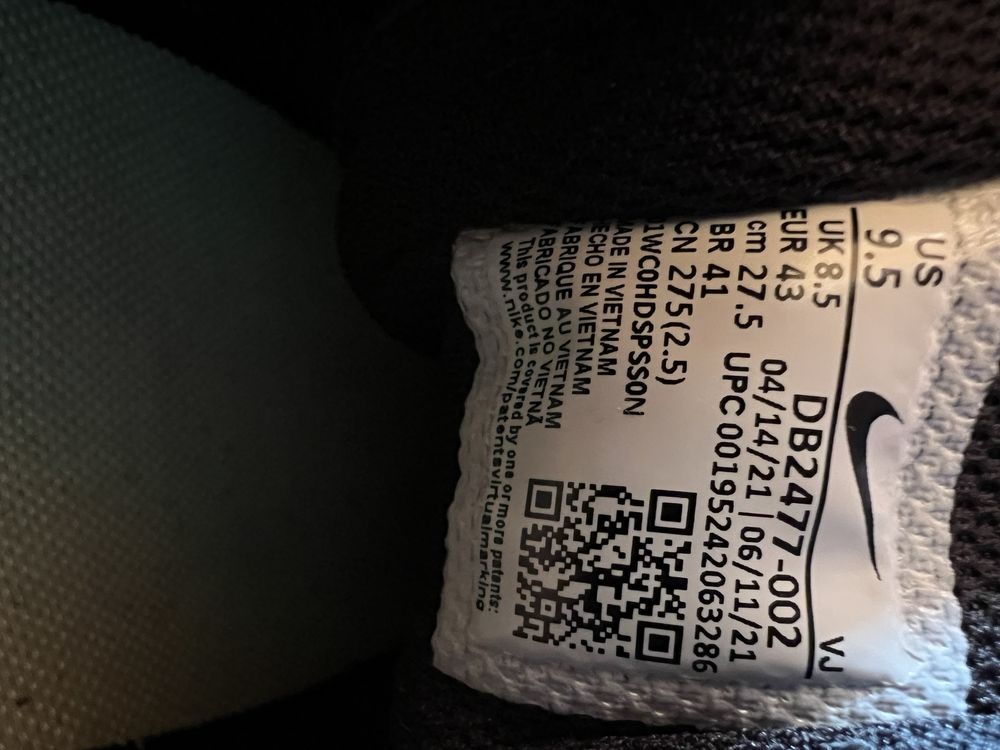Продам оригінальні кросівки Nike Crater Impact (DB2477-002)
