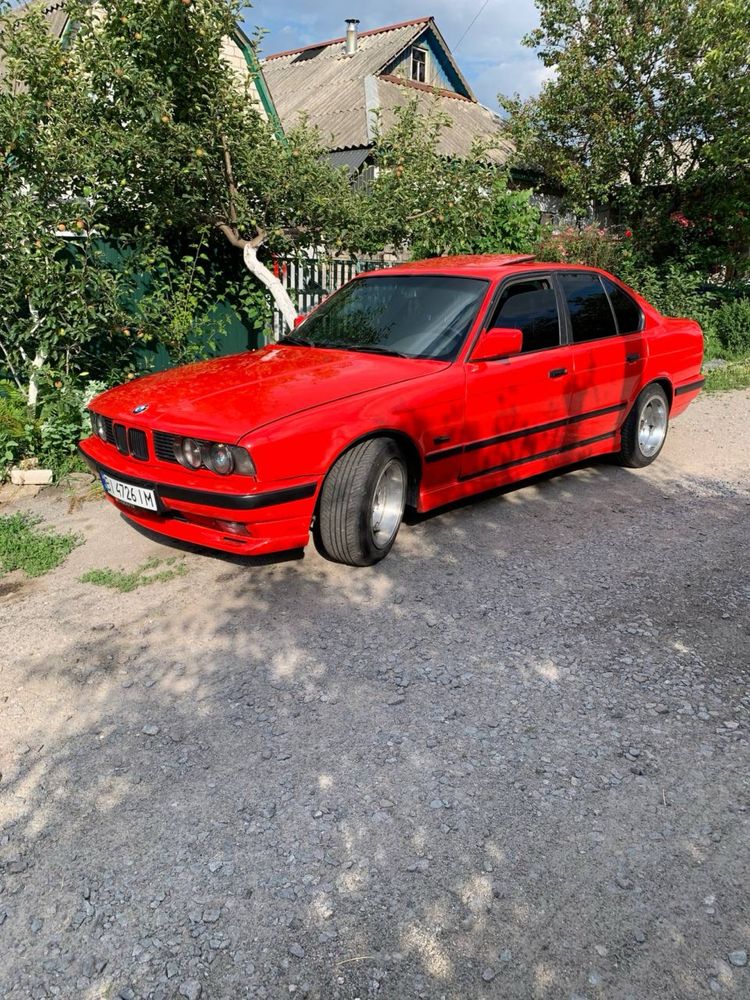 Бмв е   34 м20б25