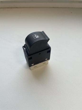 Продам кнопку вимикач склопідіймача iveco eurocargo