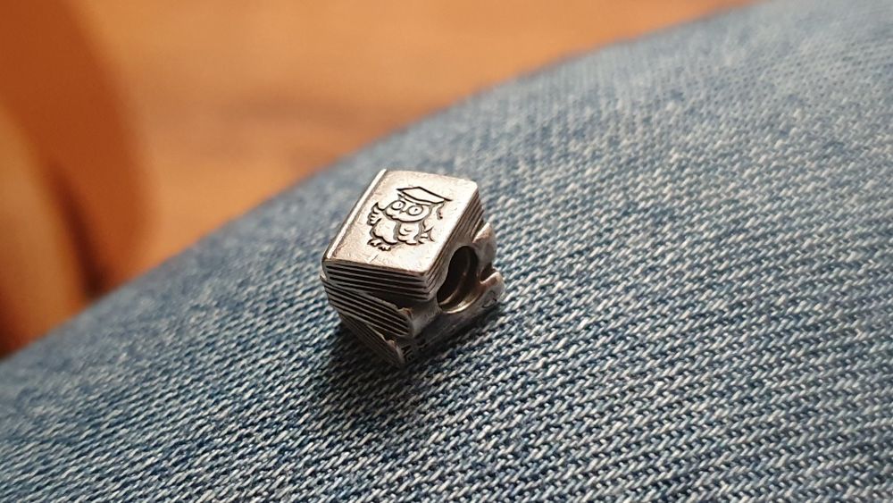 Charms Pandora Study książki