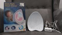 Lampka nocna projektor dla dzieci B-Kids 004373 Gwieździsta Noc