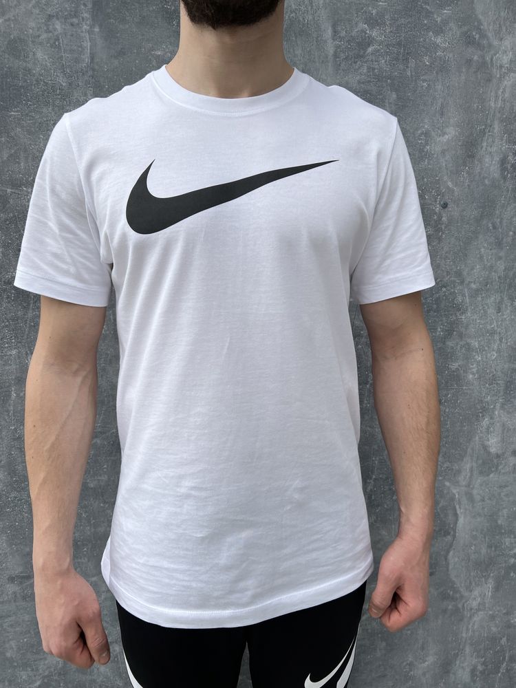 Брюки Nike Dri-Fit Strike Black White Pants оригінал DN4138-010