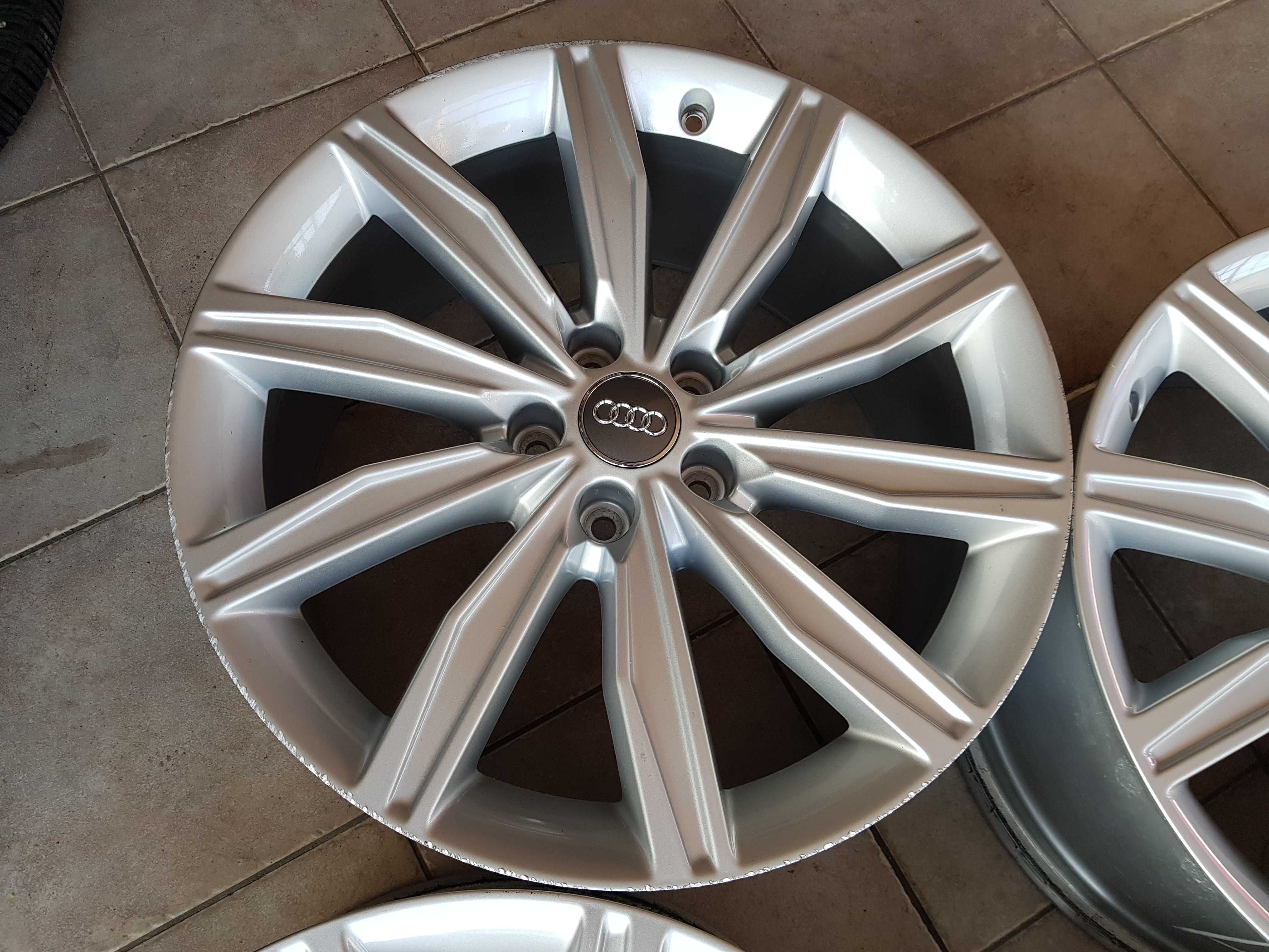 Felgi aluminiowe Audi A6 C7 C8 A4 B9 8,5x19 et40 5x112 Sline 4K0