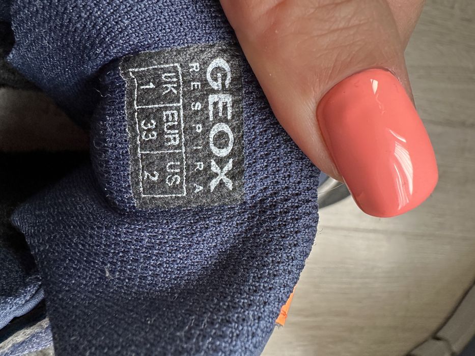 Продам зимние сапоги Geox