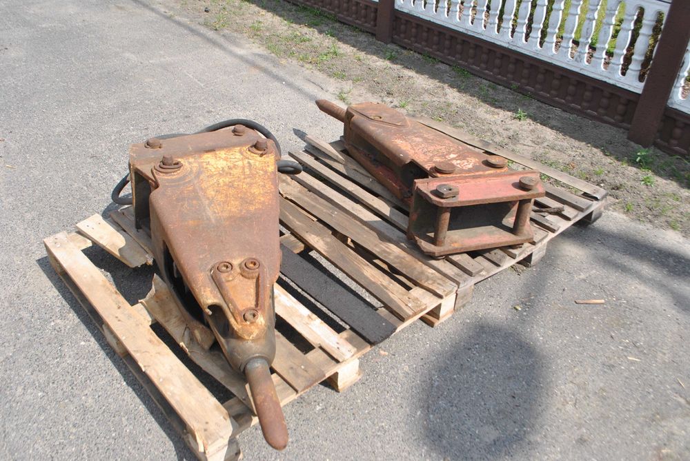 Młot hydrauliczny Stanley do koparki JCB