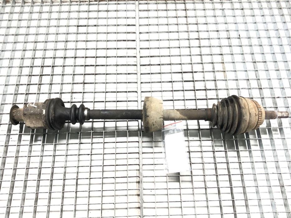 PÓŁOŚ PRAWY PRZÓD - 88.00 PLN - RENAULT SCÉNIC I nadwozie wielkoprzestrzenne (MPV) (JA0/1_,