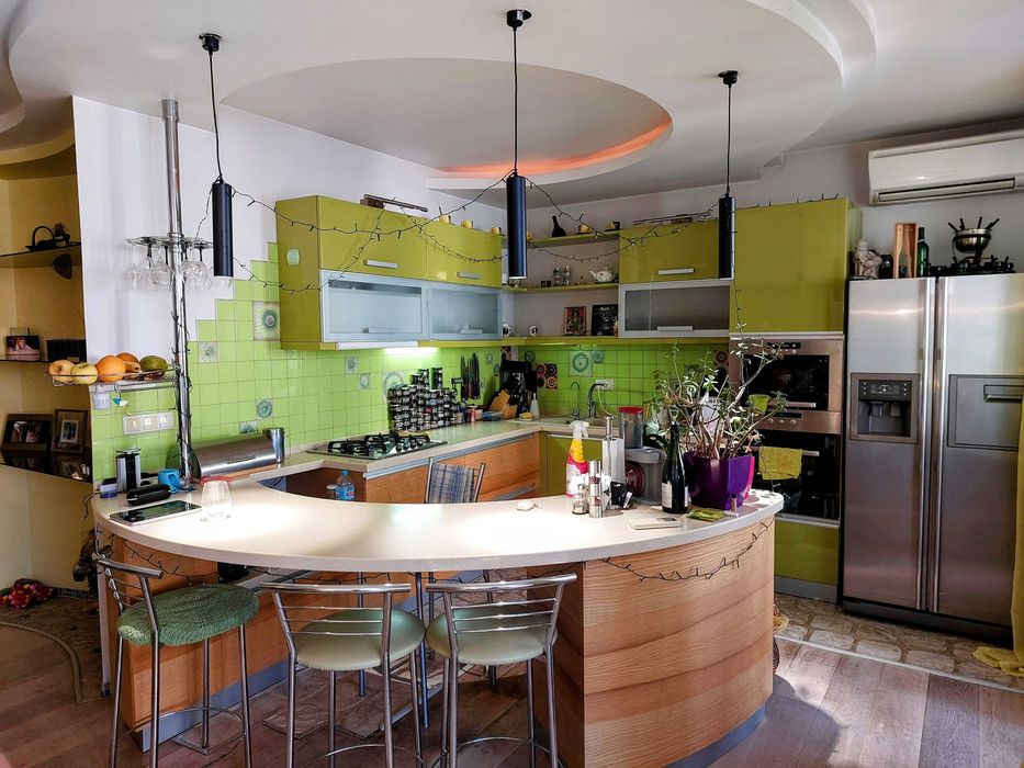 Вишневе,  студія з ремонтом 175кв м., Святоюріївська, 175000 у.о.