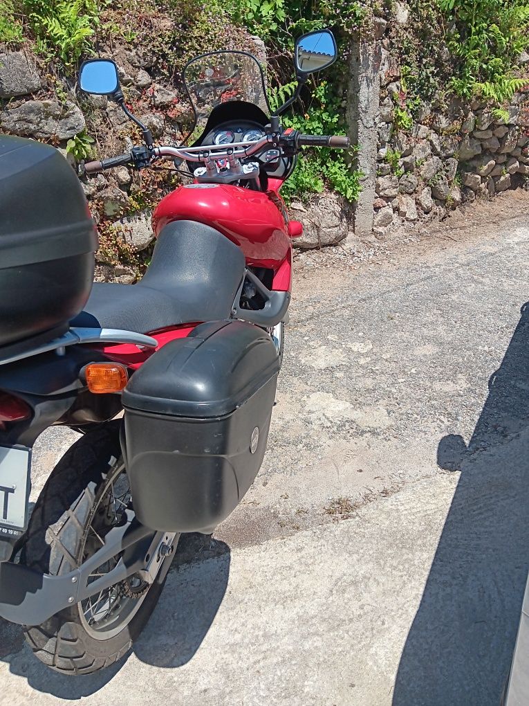 Vendo BMW F650 de 1996