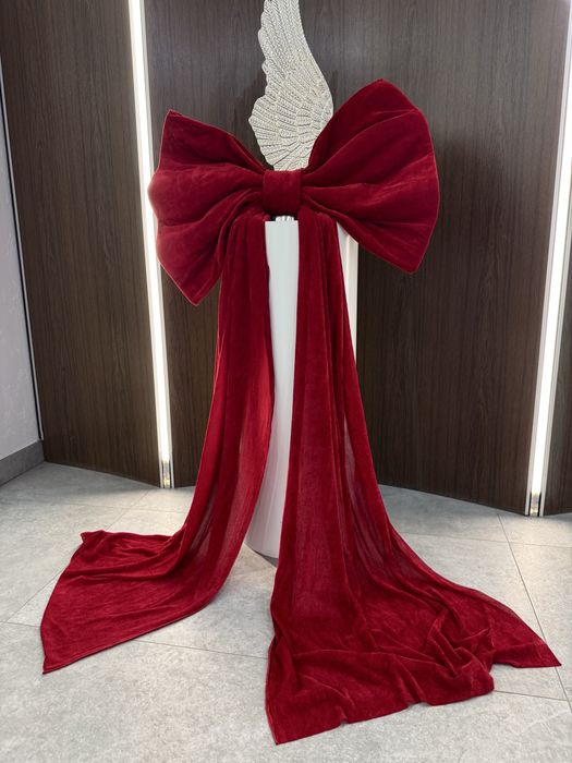 Большой праздничный красный бархатный бант дизайн новый год рождество