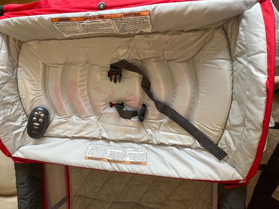 Дитяче ліжко-манеж chicco