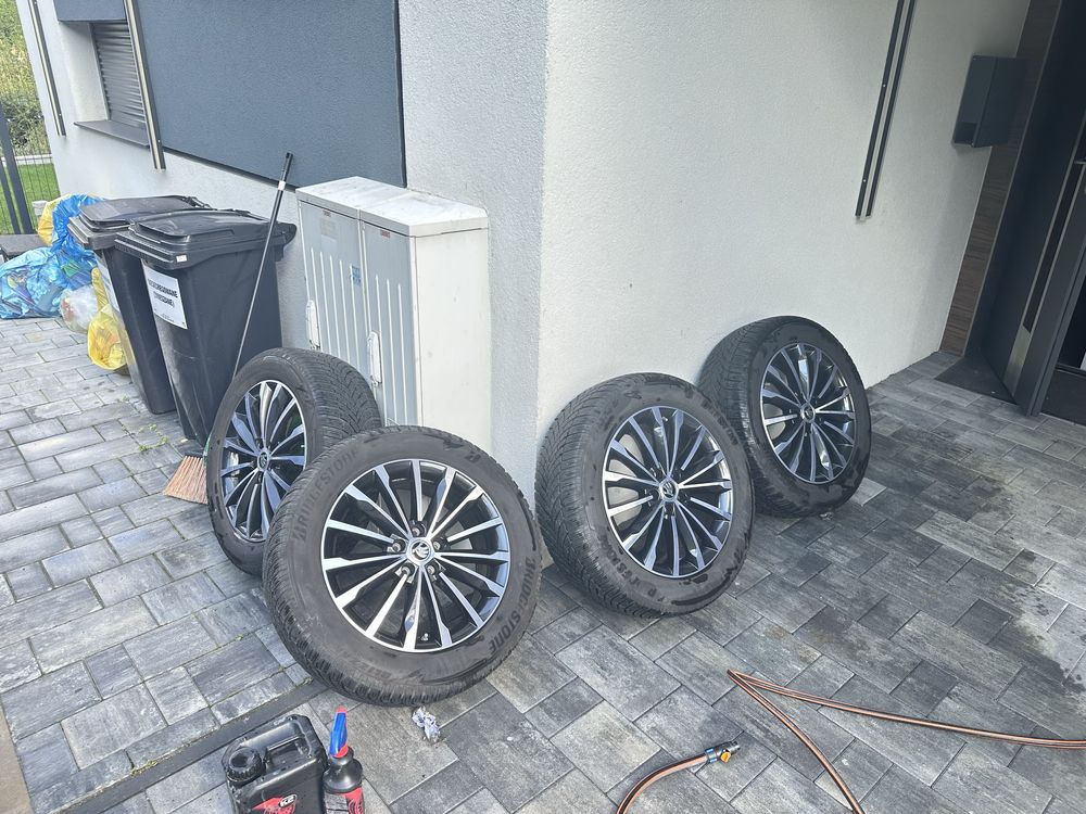 Felgi 18 + opony  skoda kodiaq 5x112