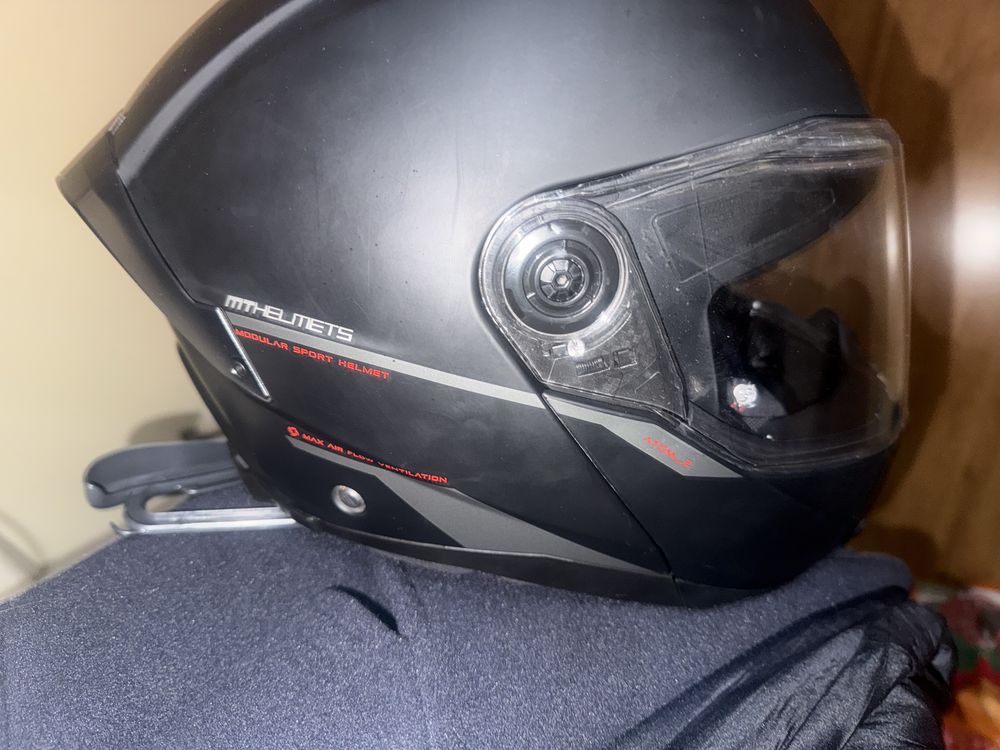 Capacete MT modular preto mate