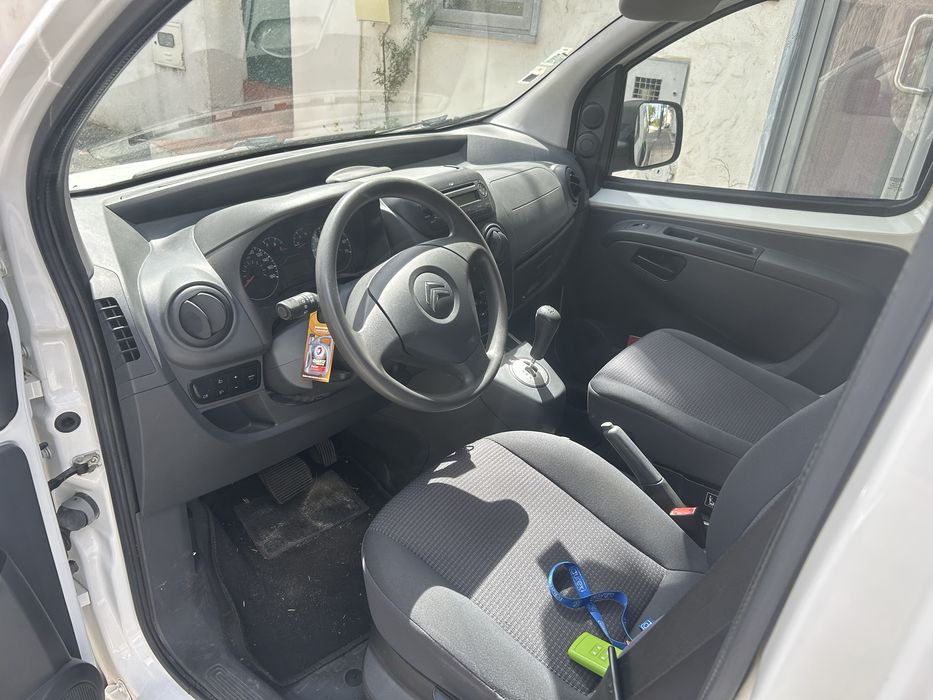 Carrinha Nemo com caixa automatica  para venda