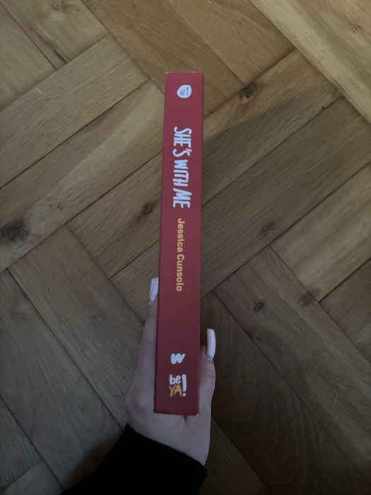 ksiazka pt. she’s with me