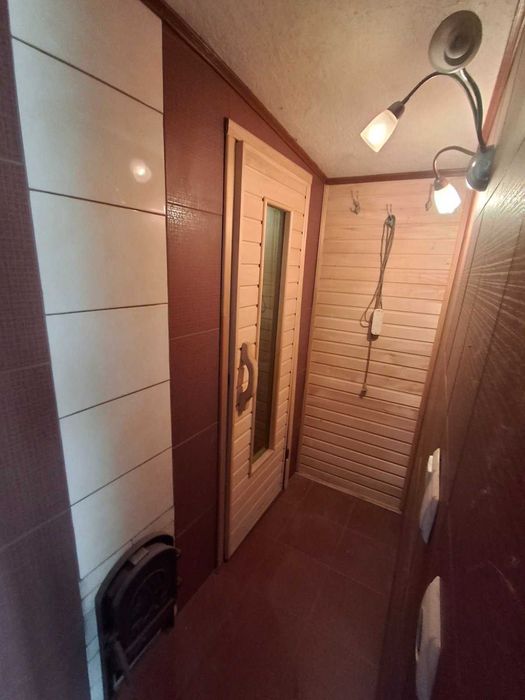 (13) Продам добротний компактний будинок у Великодолинському