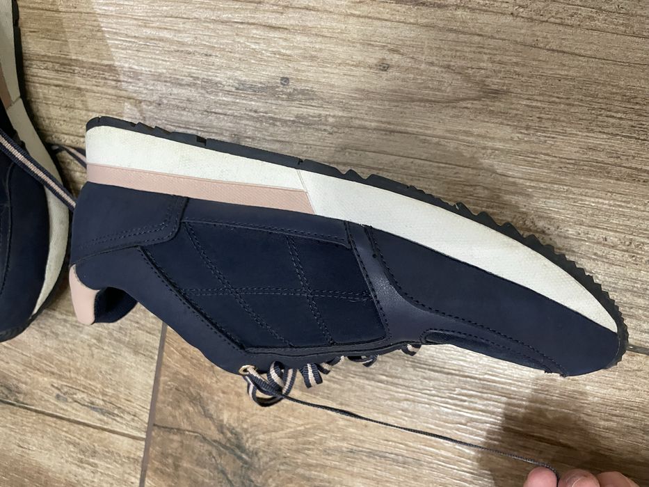 Buty sneakersy Parfois