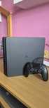 Playstation 4 com comando