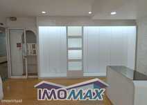 Loja Comercial - Centro de Paredes