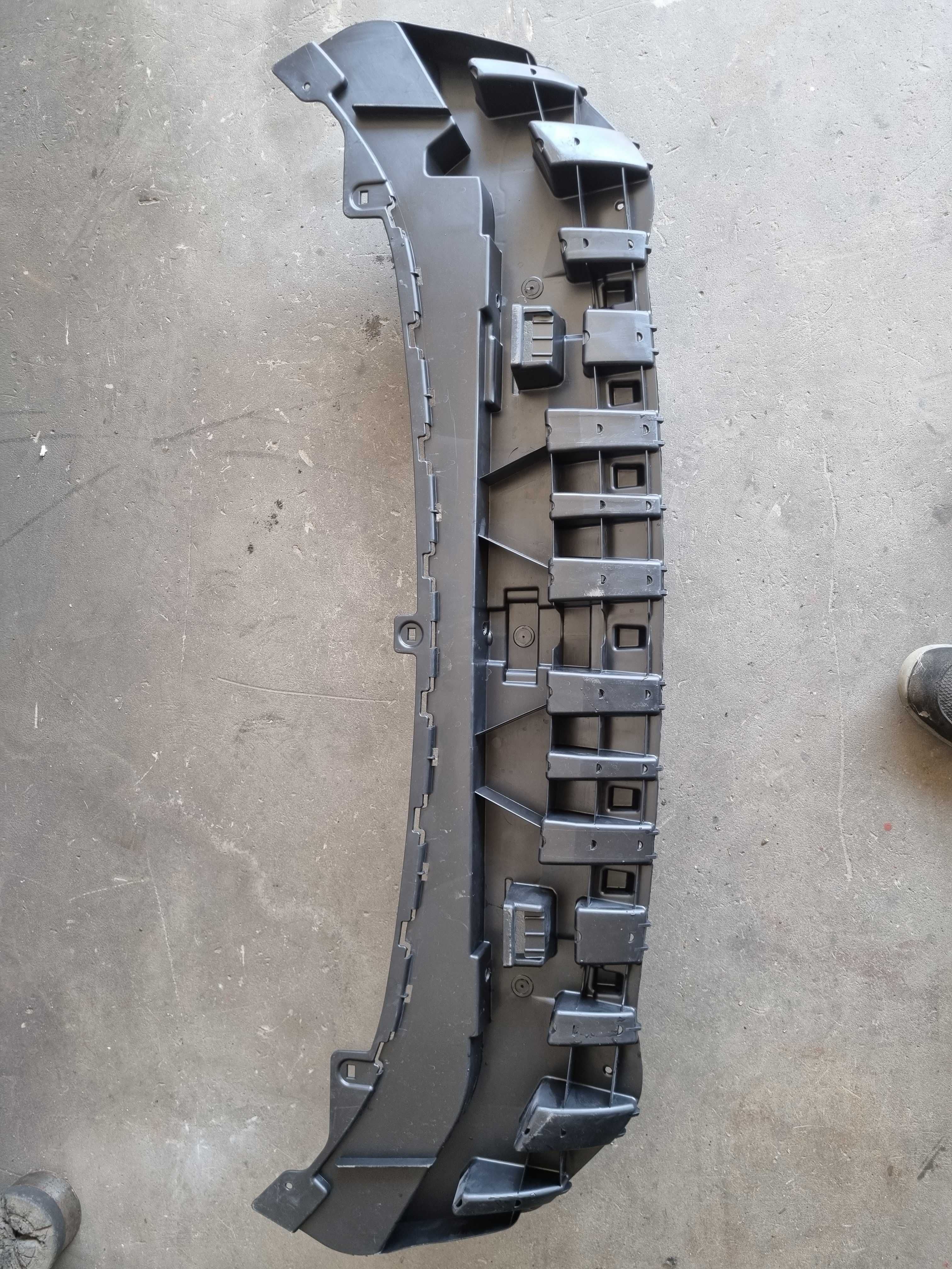 Ford Fiesta MK7 Płyta osłona pod zderzak