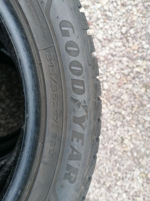 215/55/17 Goodyear 2024 rok