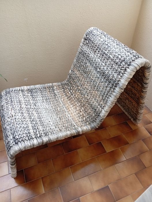 Duas cadeiras ratatan