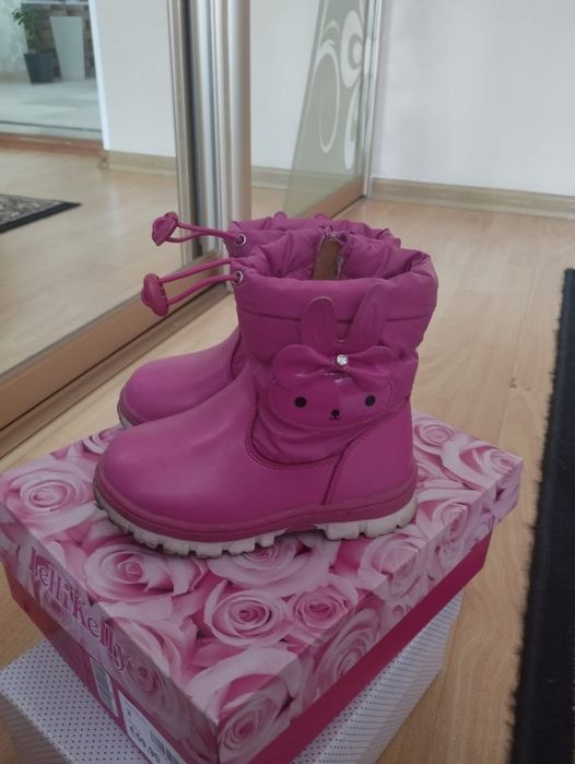 Ботінки рожеві для дівчинки 23 розмір