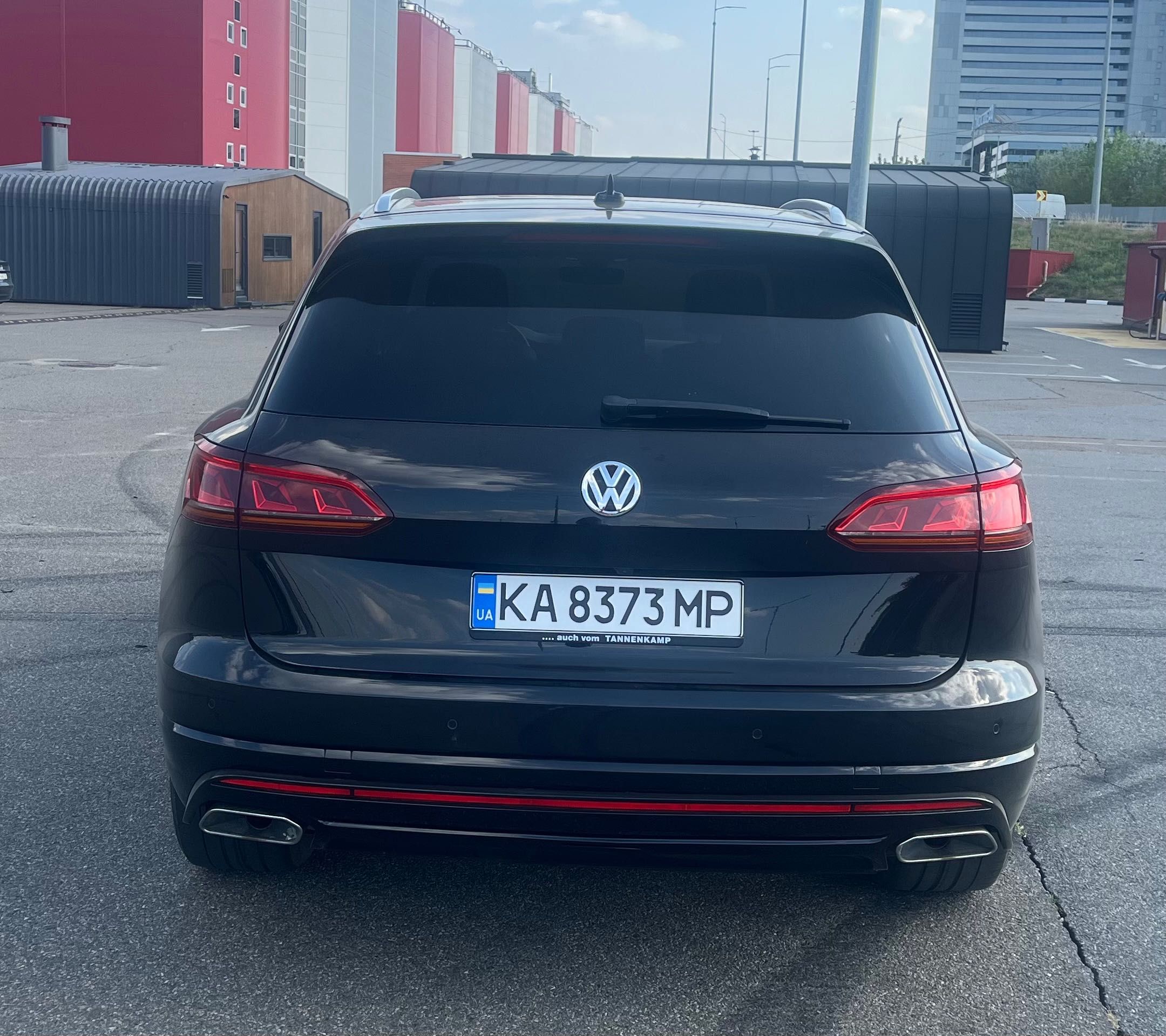 Volkswagen Touareg 2018  3.0 TDI AT (287 к.с.) AWD • R-Line