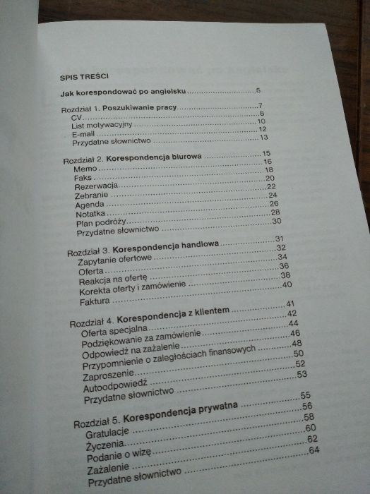 "Przykłady korespondencji w języku angielskim"Porady i wzory. J. Środa