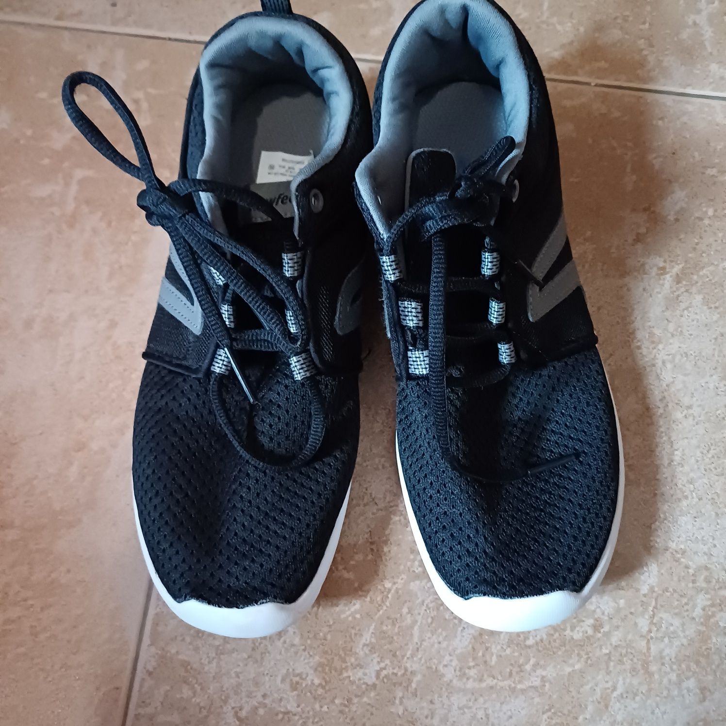 Sapatos tamanho:37