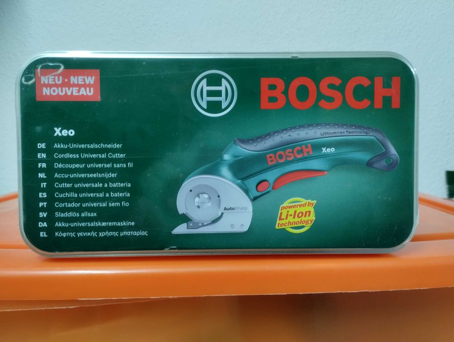 Cortador universal Bosch XEO 3,6V