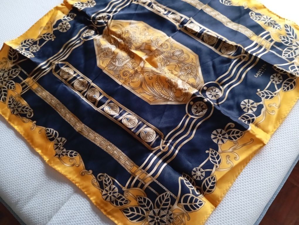 Lenço de Seda Pura Lanvin
Lanvin Pure Silk Scarf