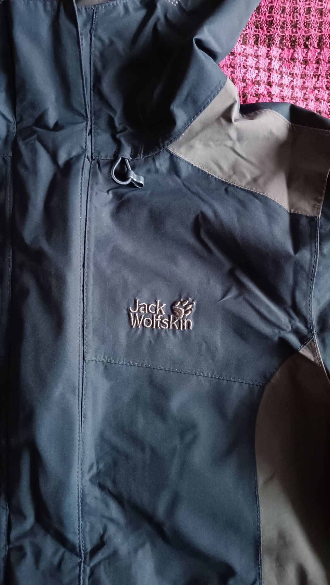 Jack wolfskin куртка,ветровка,дождевик S/36 Новая!