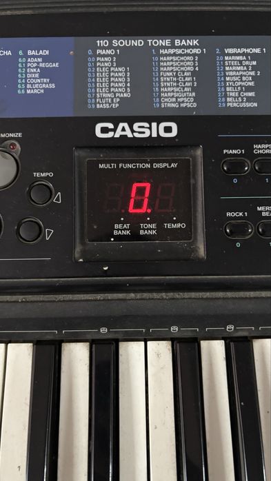 Piano CASIO CT-657 + suporte