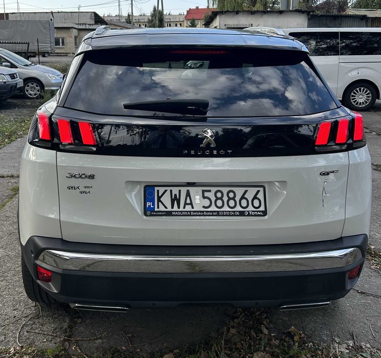 Wynajem samochodów PEUGEOT 3008 rok 2018